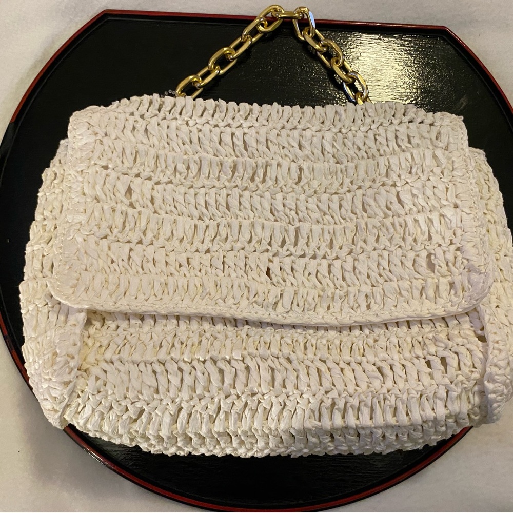 Urban Expressions Cream Woven Shoulder Bag with Gold Chain